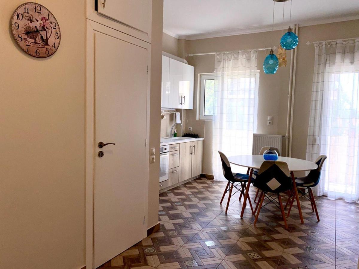 Dafni'S Home Is In 200M To Metro Ag Ioanis 아테네 외부 사진